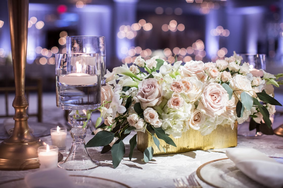 flowers-and-candles-on-table