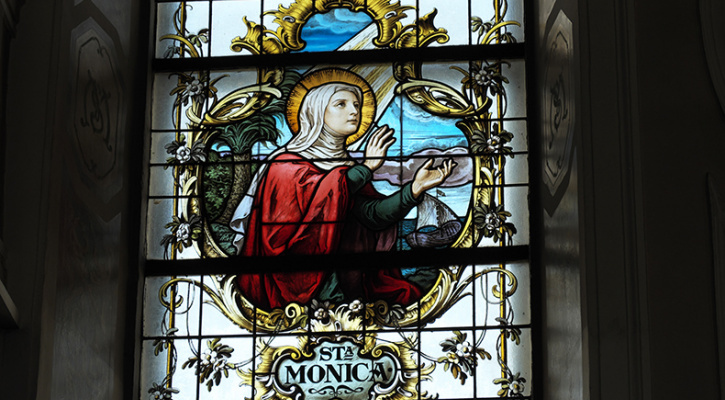 stained-glass-window-of-saint-monica