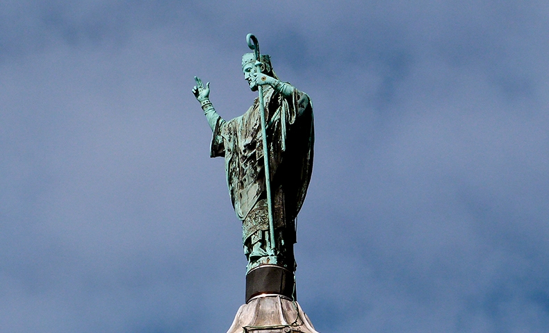 statue-of-saint-martin-of-tours