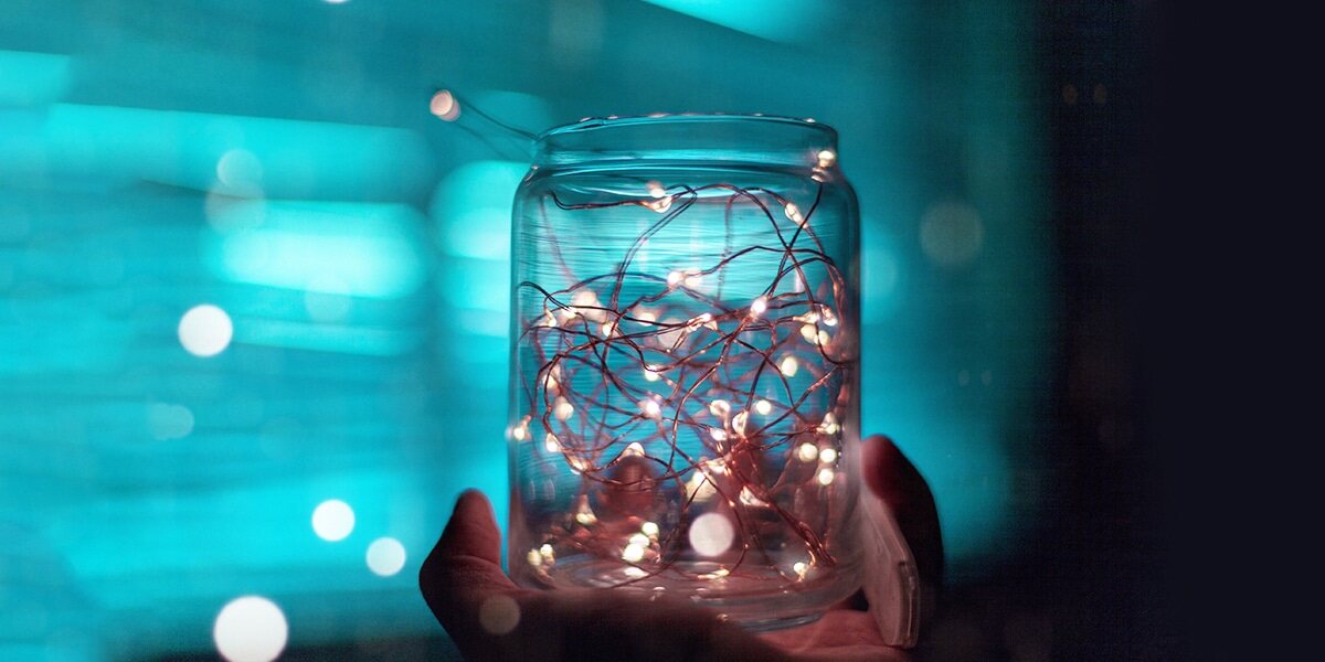 hand_jar_lights