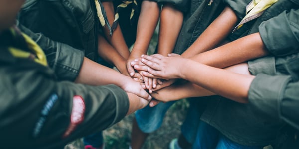 hands-scouts-uniforms