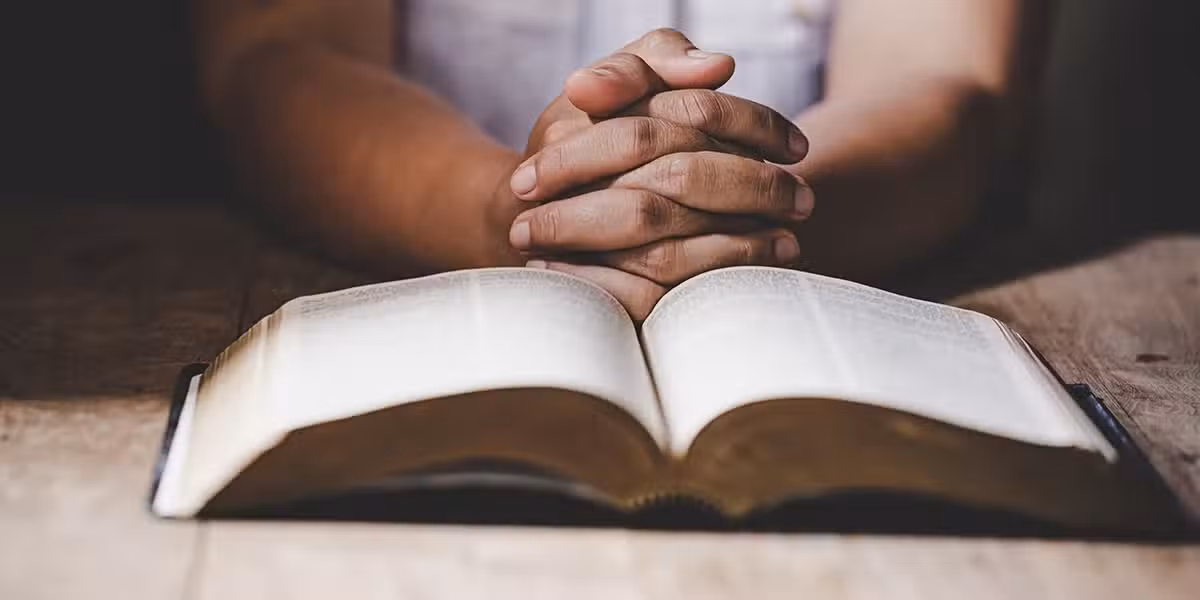 hands_folded_prayer-1