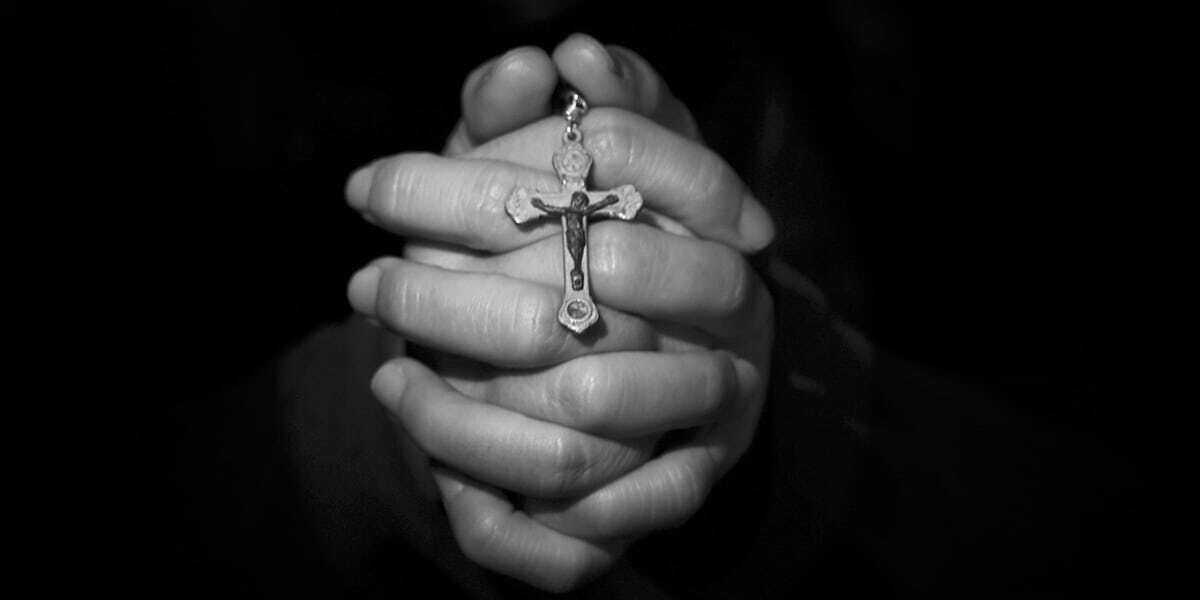 hands_prayer_rosary