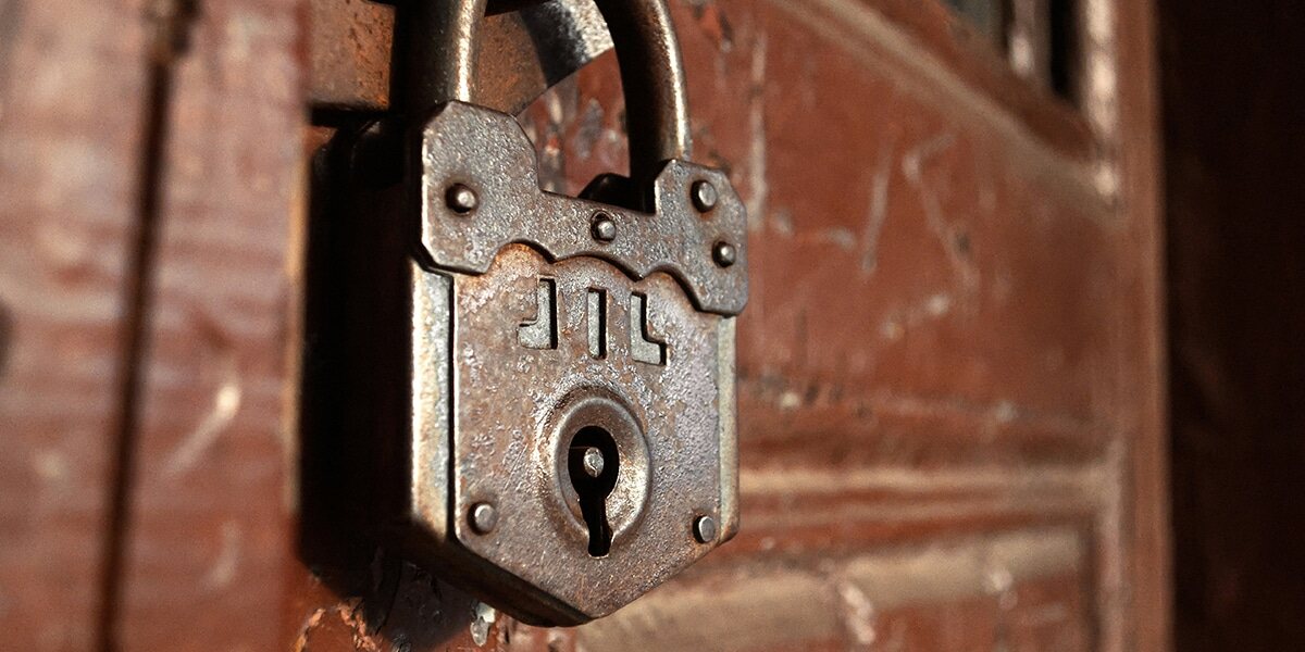 lock_door_wood