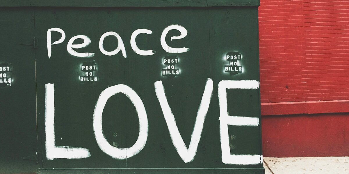 peace_love_graffiti