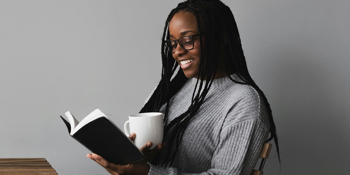 woman-coffee-book