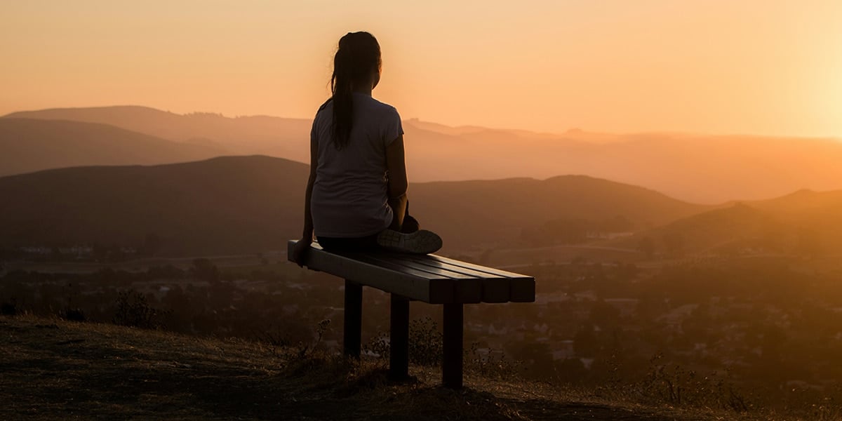 woman-quiet-reflecting