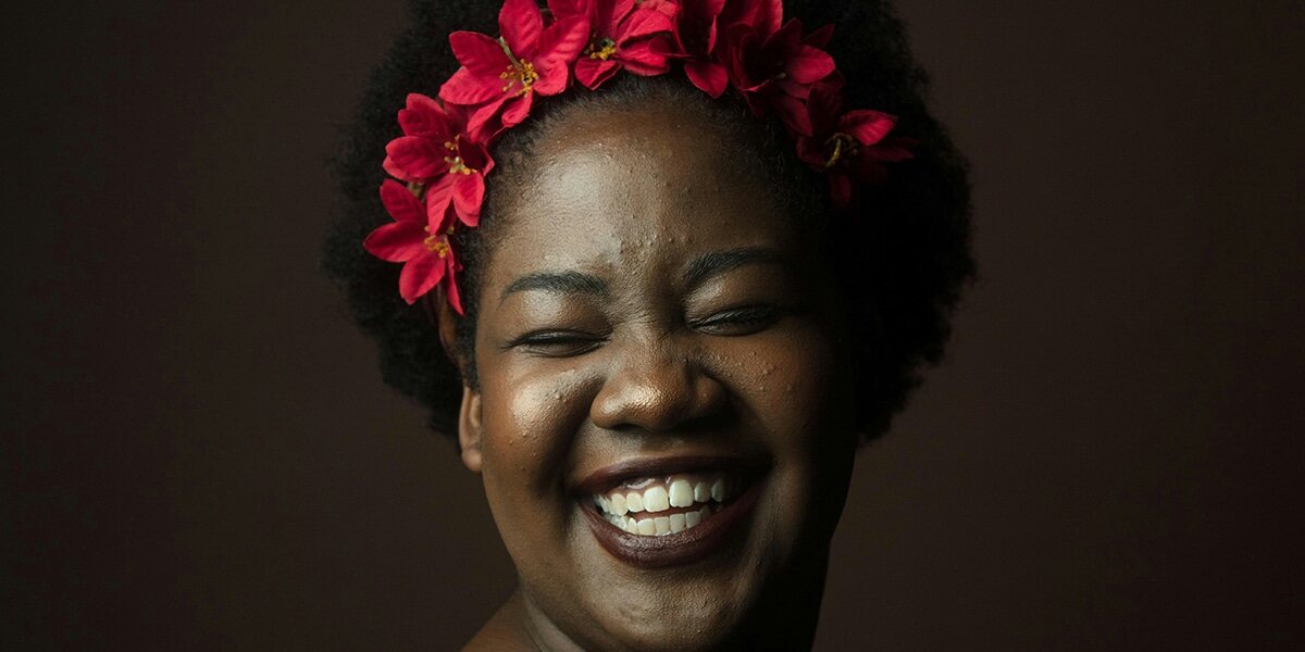 woman_flowers_hair-1