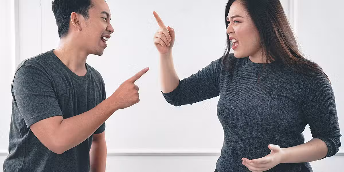 couple_people_arguing