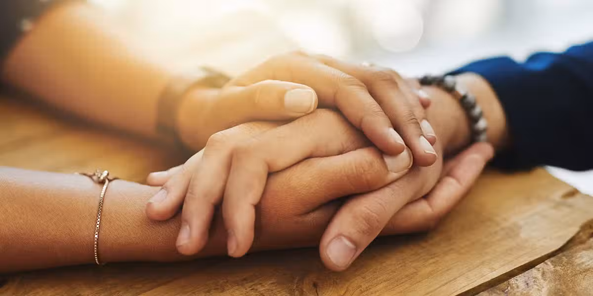 hands_comforting_compassion