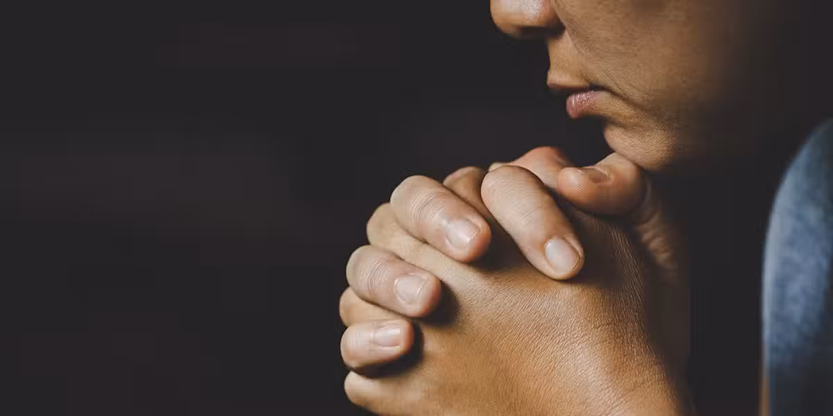 woman_folded_hands-1