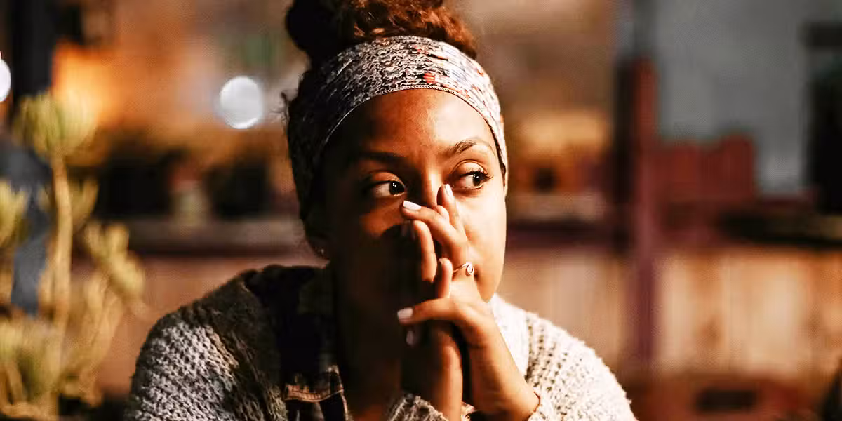 woman_reflecting_prayer